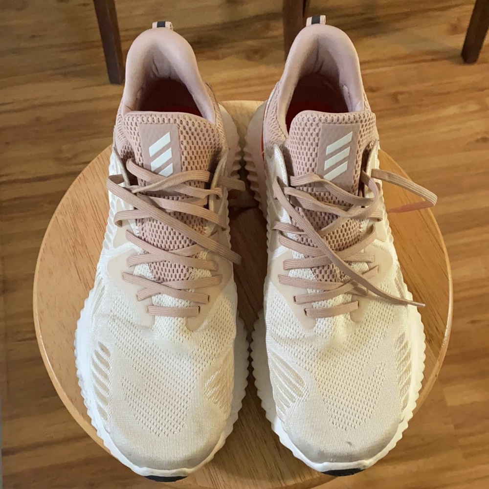 Men Adidas running shoes - Picture 3 of 5